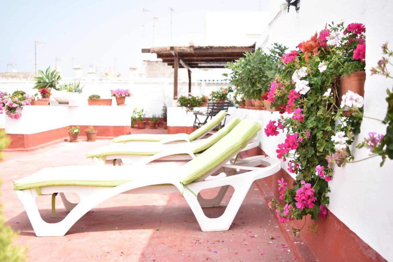 Apartamentos Veedor Cádiz Exterior photo