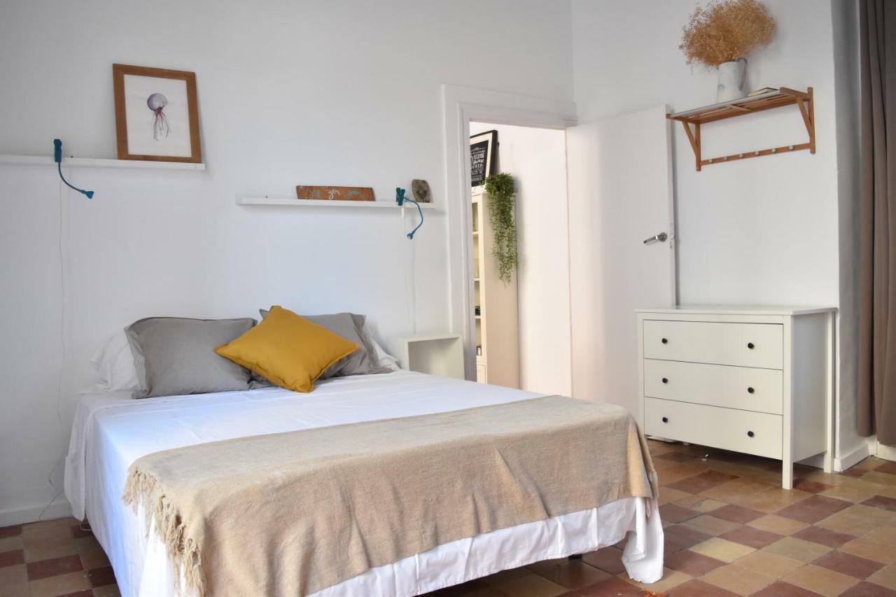 Apartamentos Veedor Cádiz Exterior photo